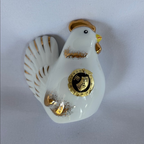 Japanese Porcelain/Ceramic Gold and White Hooster & Hen Figurines - Picture 6 of 12